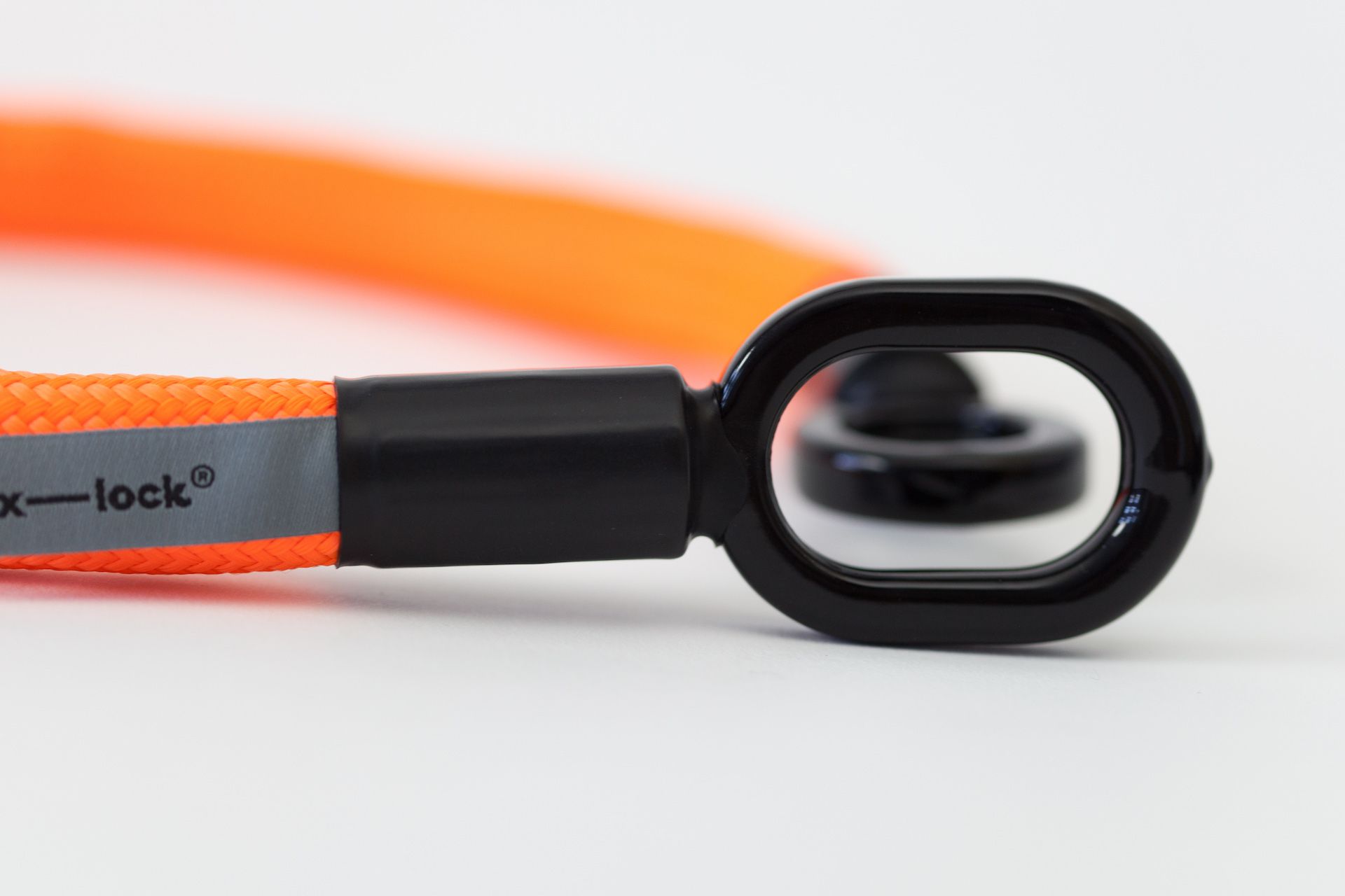 tex—lock eyelet loop-through