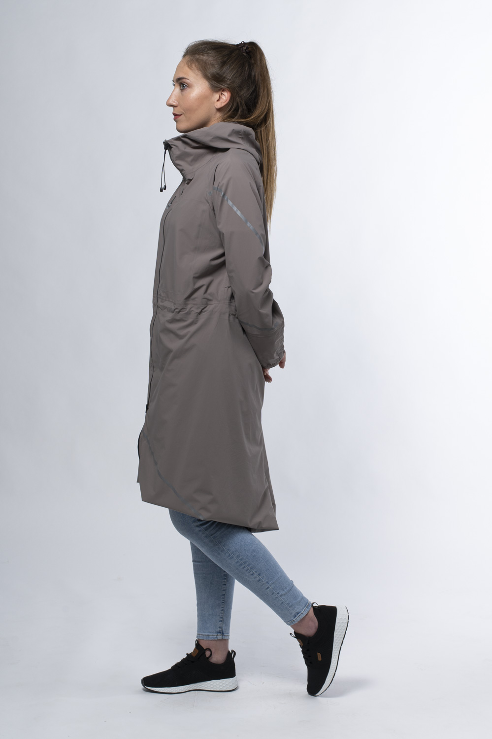 raijn-rain-jacket-grey-woman