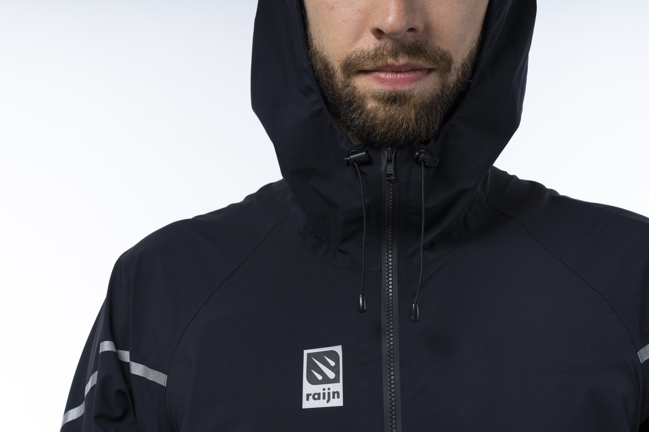 raijn-rain-jacket-jumpsuit-black-men-close