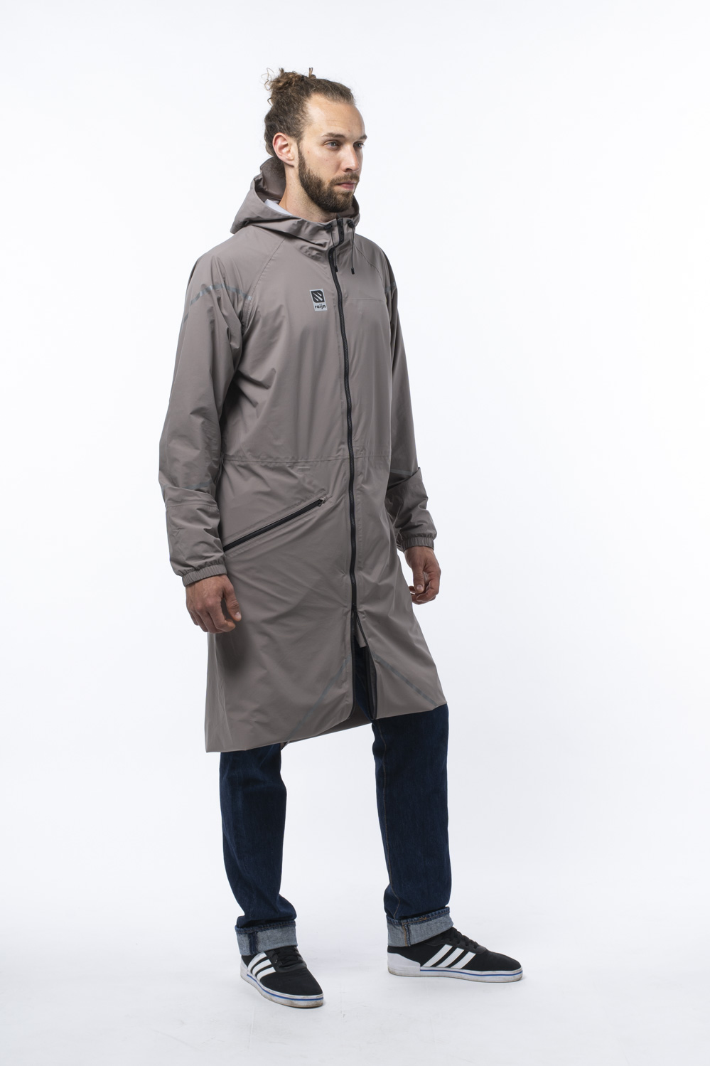 raijn-rain-jacket-grey-men-side