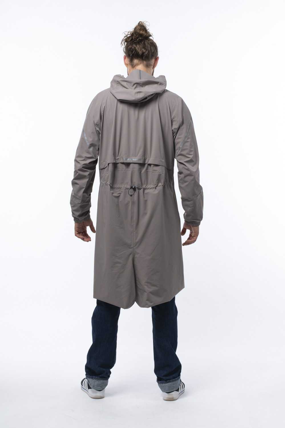 raijn-rain-jacket-grey-men-back