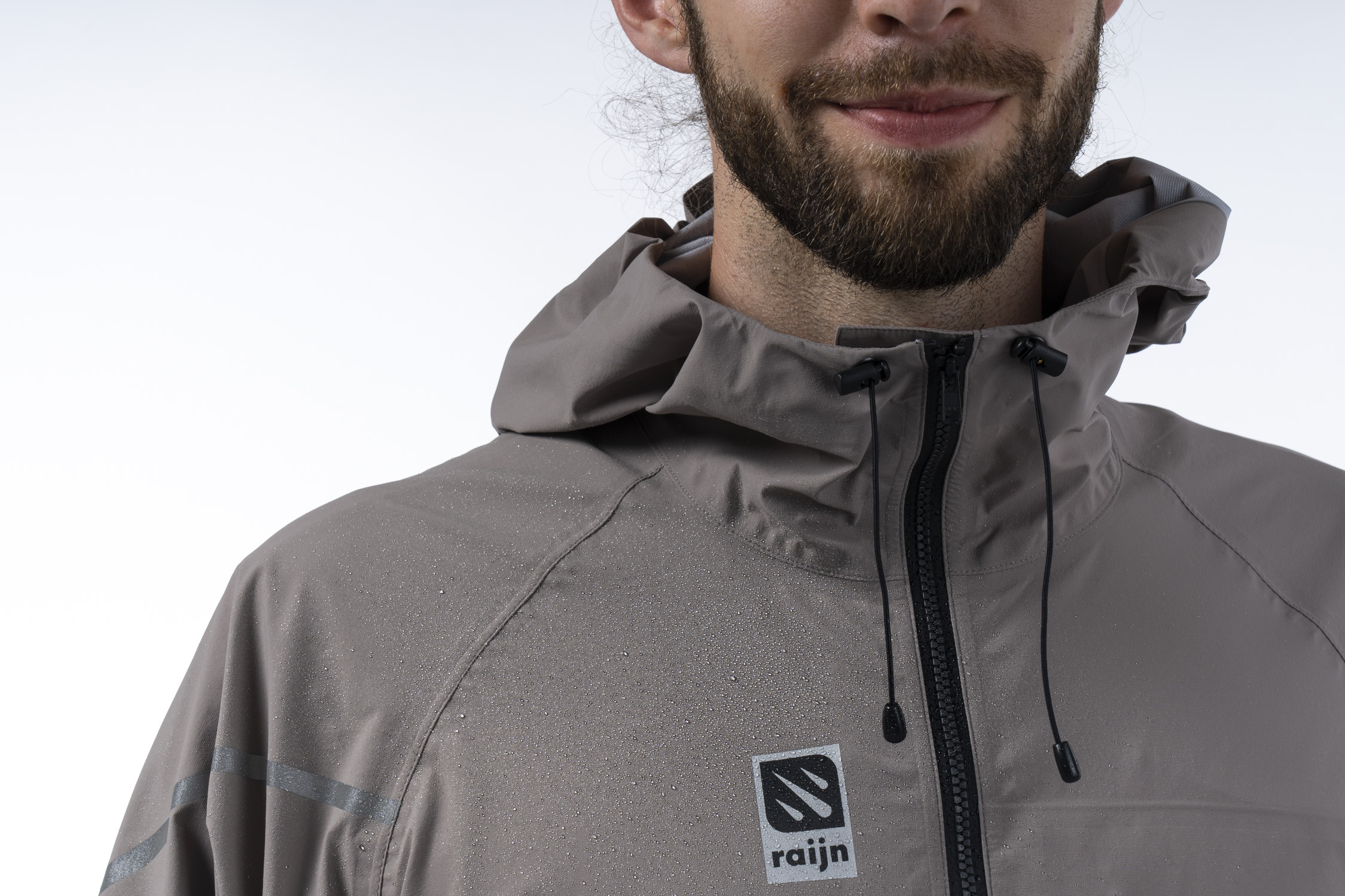 raijn-rain-jacket-jumpsuit-grey-men-close